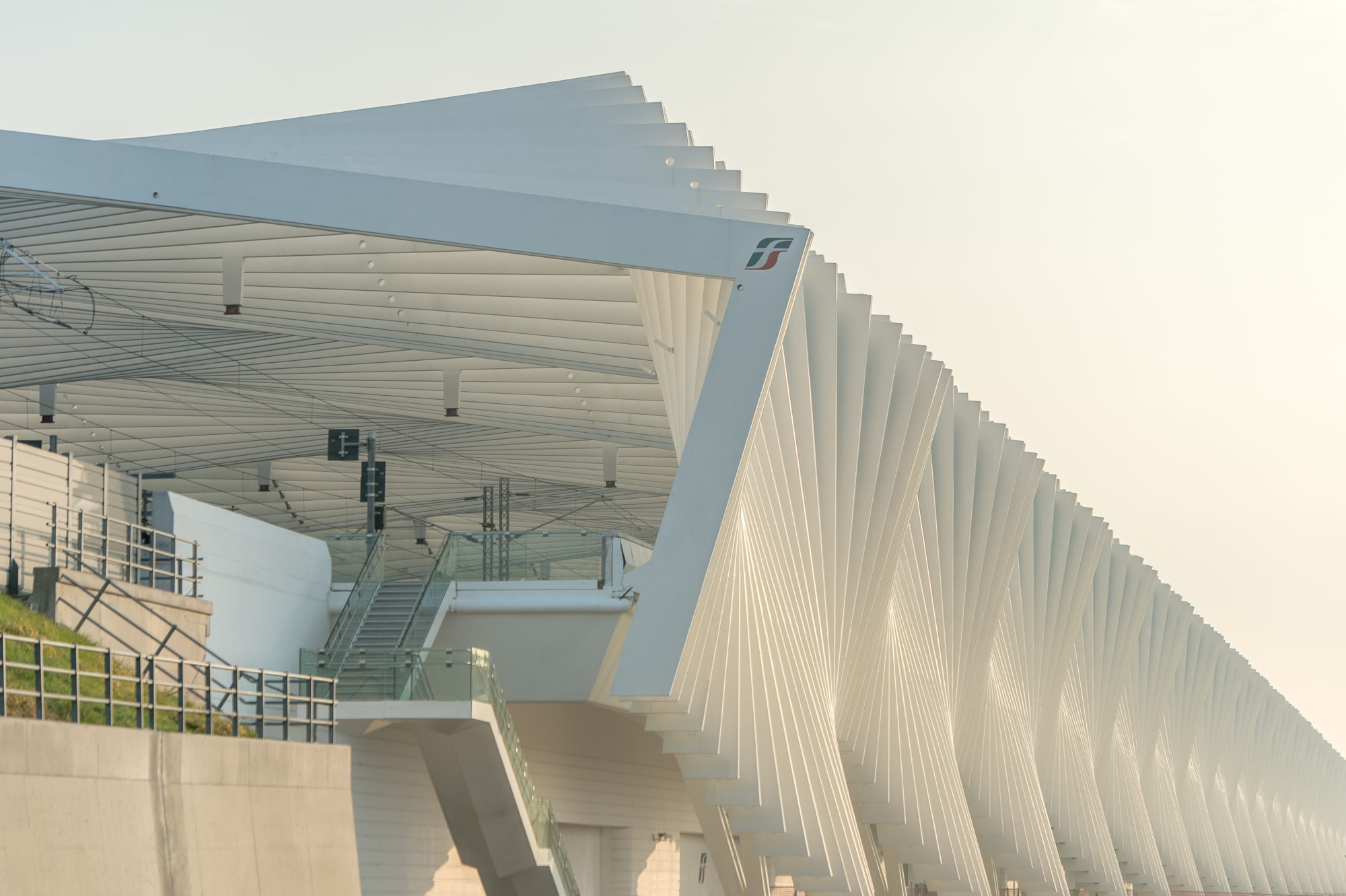 Foto di Calatrava, Stazione ferroviaria di Reggio Emilia