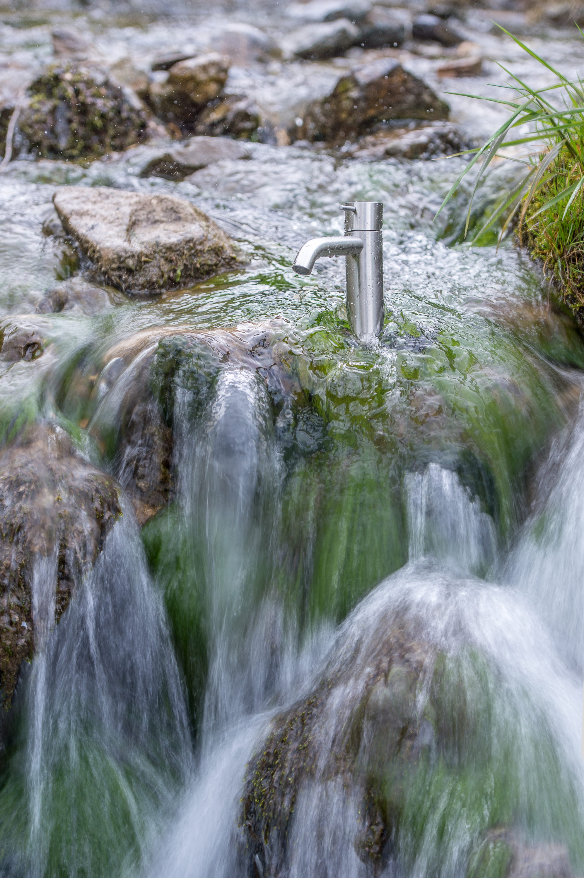 Foto di Rubinetto nell’acqua