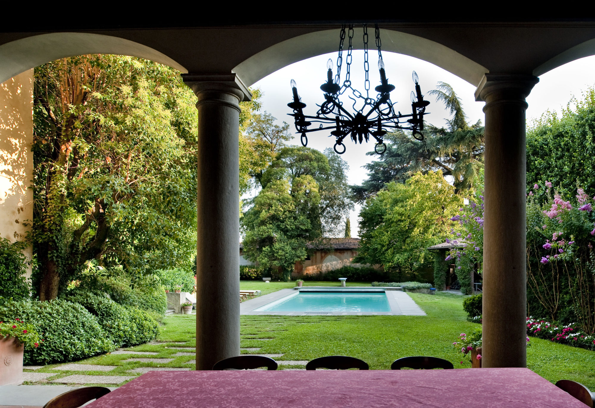 Foto di Portico affacciato sul giardino