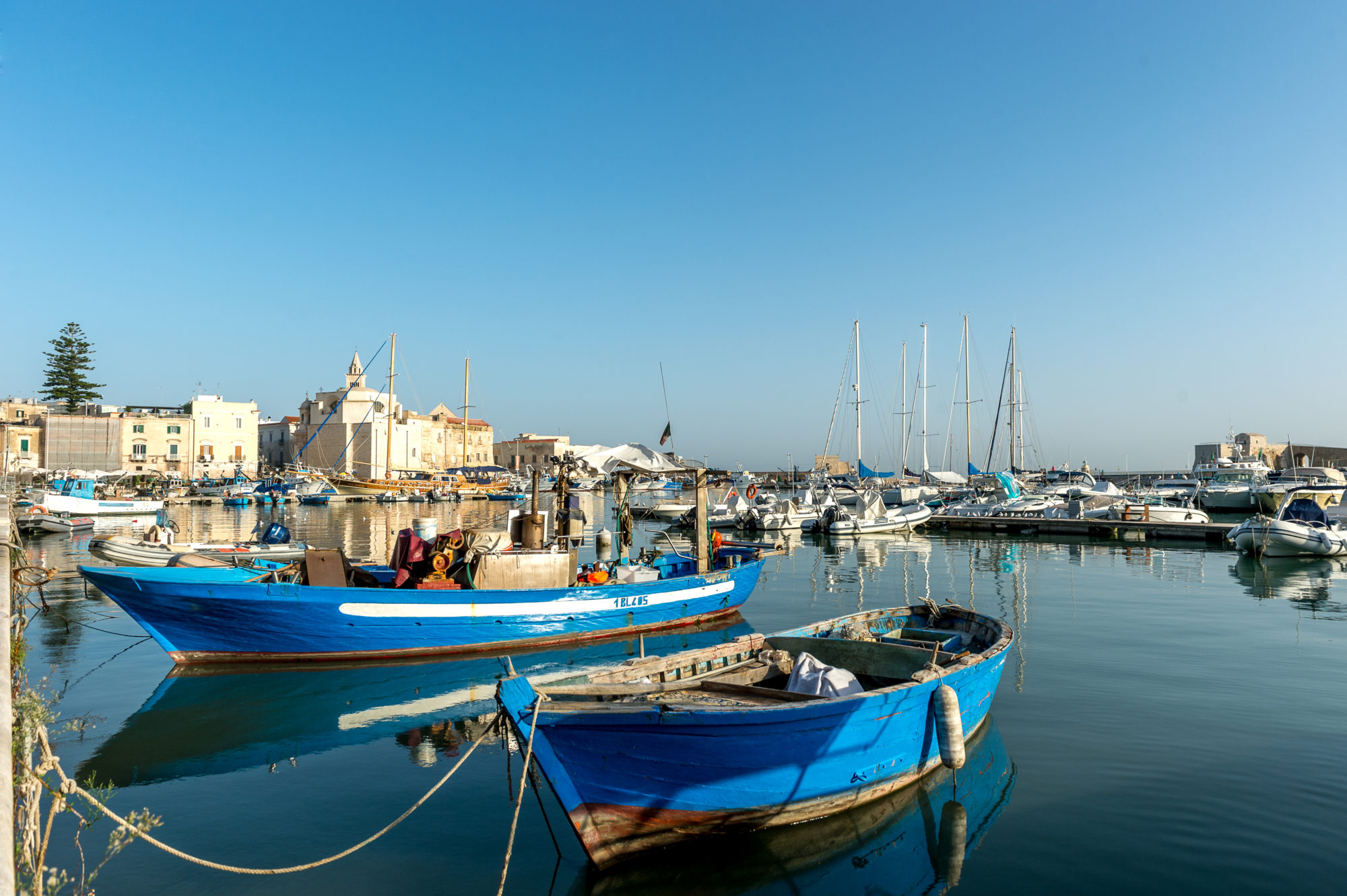 Foto di Porticciolo di Trani